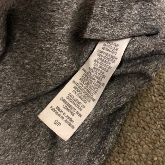 Grey and black workout top - Picture 3 of 6